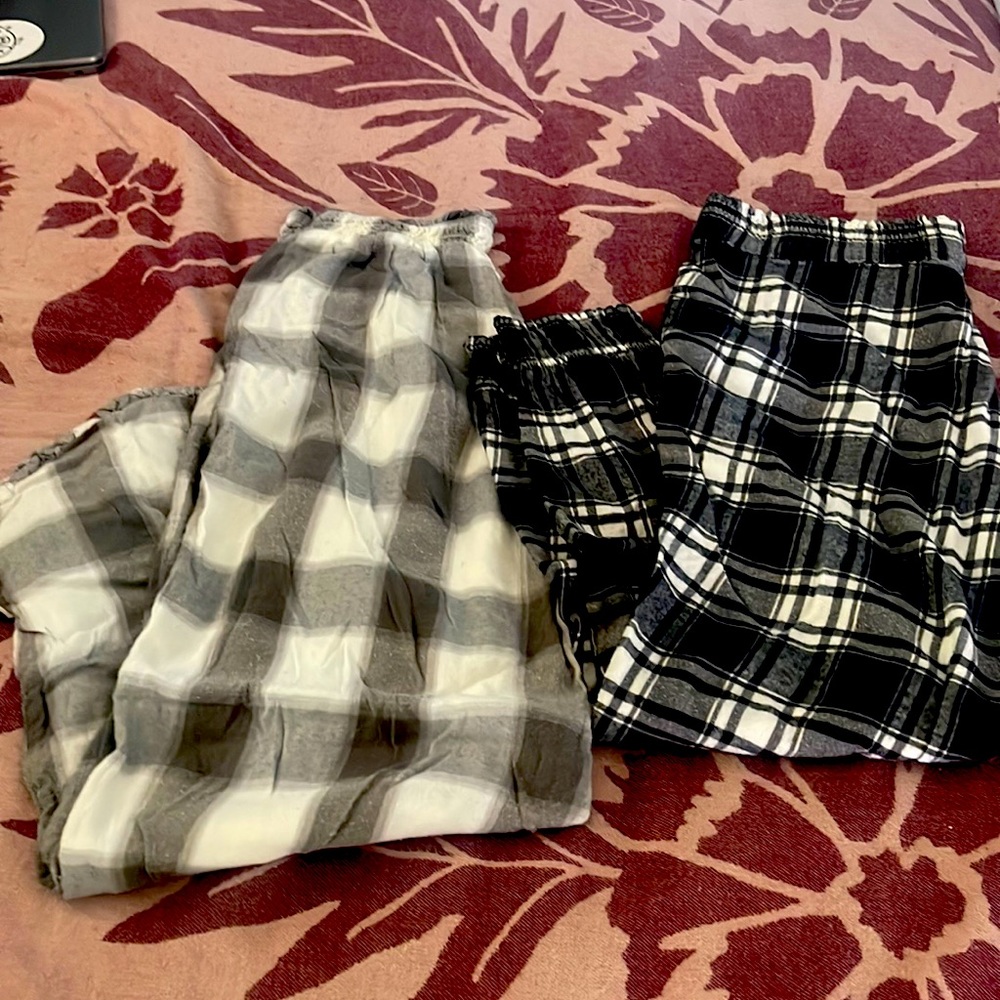 2 Pairs Aerie Flannel PJs